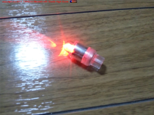 ��ž�֤ζ�������Х�֤��դ��롤��ư�����Ǥ��� LED ����äƤߤ���100�ѡ�