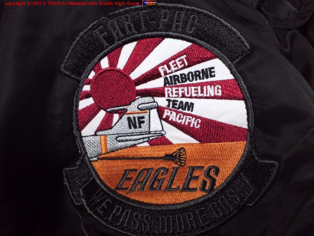 �ե饤�ȥ��㥱�å���ä���ä�! �������礭�ʥ�åڥ�!!