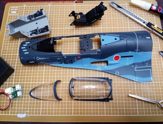 �ǥ������ƥ����� F-2��3��ޤǰ쵤�˺�롣2��ʹߤ�2��ޤȤ�Ƴֽ������äƤ���!